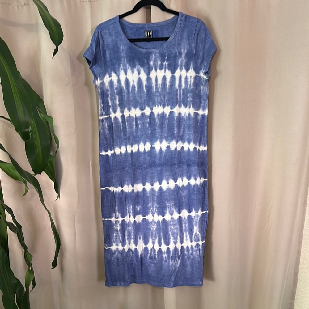 GAP Blue Sheath Midi Dress with Crew Neck
